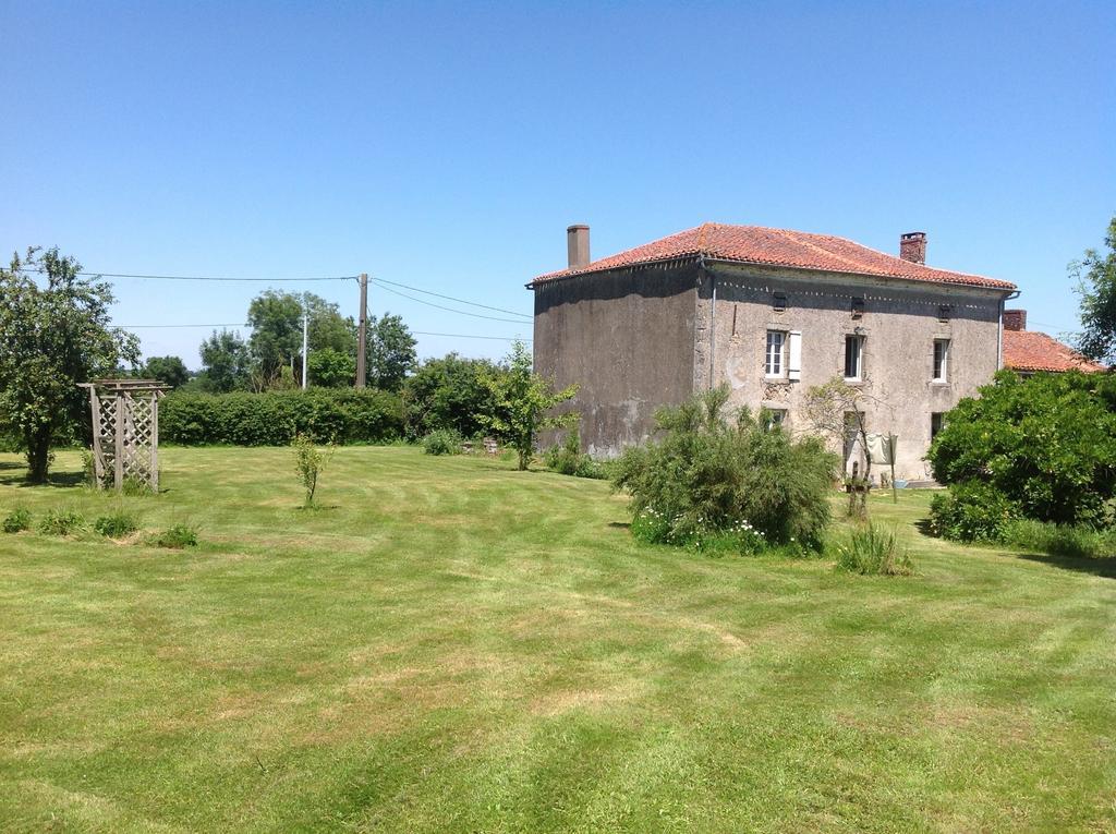 Wisteria House Bed & Breakfast Chanteloup  Luaran gambar